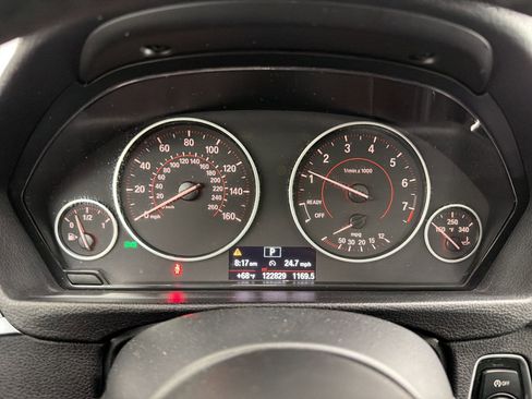 Used 2017 BMW 330i Sedan image 17