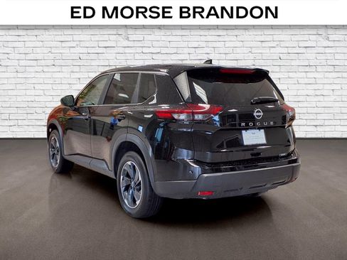 Used 2025 Nissan Rogue SV FWD image 3