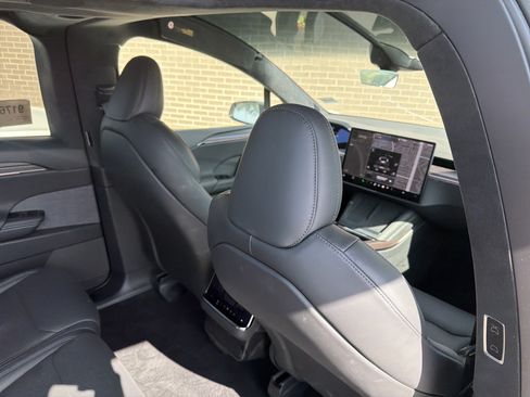Used 2026 Tesla Model X AWD/4WD image 10