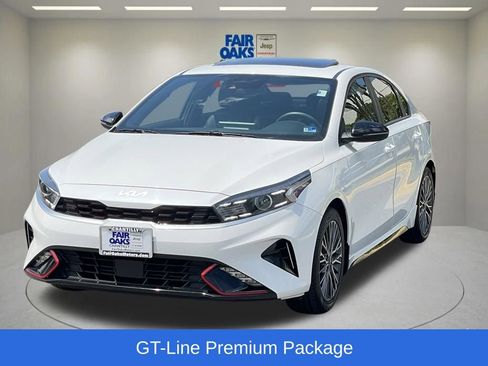 Used 2023 Kia Forte GT-Line w/ GT-Line Premium Package FWD image 5