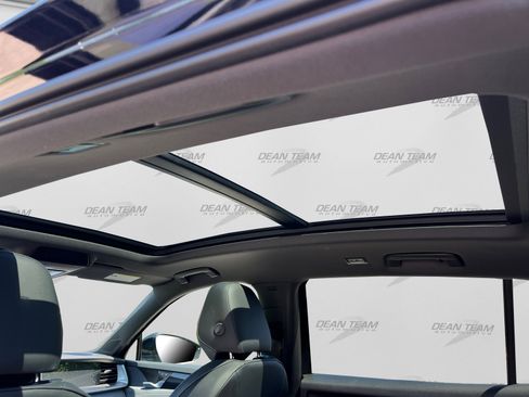 Certified 2025 Volkswagen Tiguan SE R-Line AWD/4WD image 19