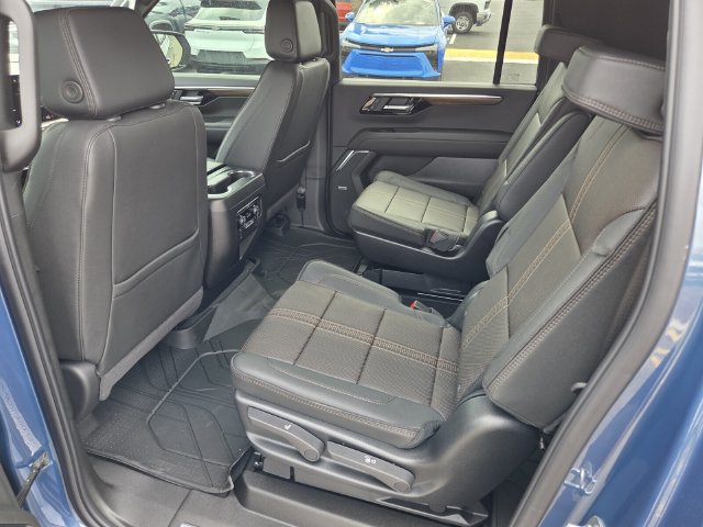 New 2026 Chevrolet Suburban High Country AWD/4WD image 8