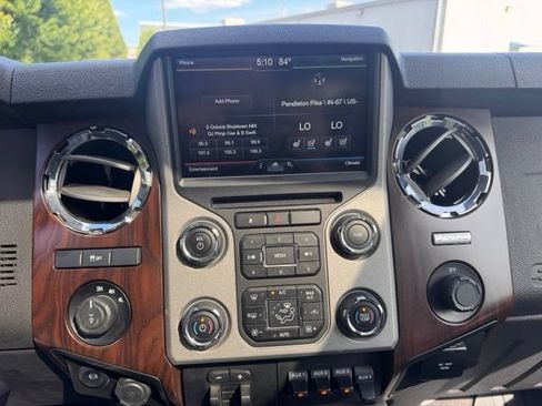 Used 2015 Ford F250 Lariat w/ Lariat Ultimate Package AWD/4WD image 16