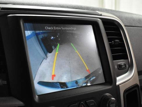 Used 2017 RAM 1500 Classic SLT image 15