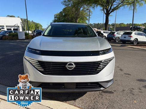 Used 2025 Nissan Murano SL AWD/4WD image 3