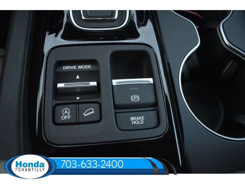 New 2026 Honda Pilot Touring image 18