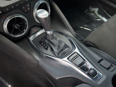Used 2023 Chevrolet Camaro LT RWD image 27
