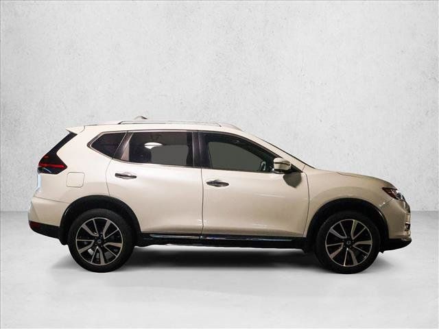Used 2019 Nissan Rogue SL w/ Premium Package AWD/4WD image 4