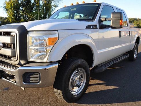 Used 2011 Ford F250 XL w/ PWR Equipment Group AWD/4WD image 1