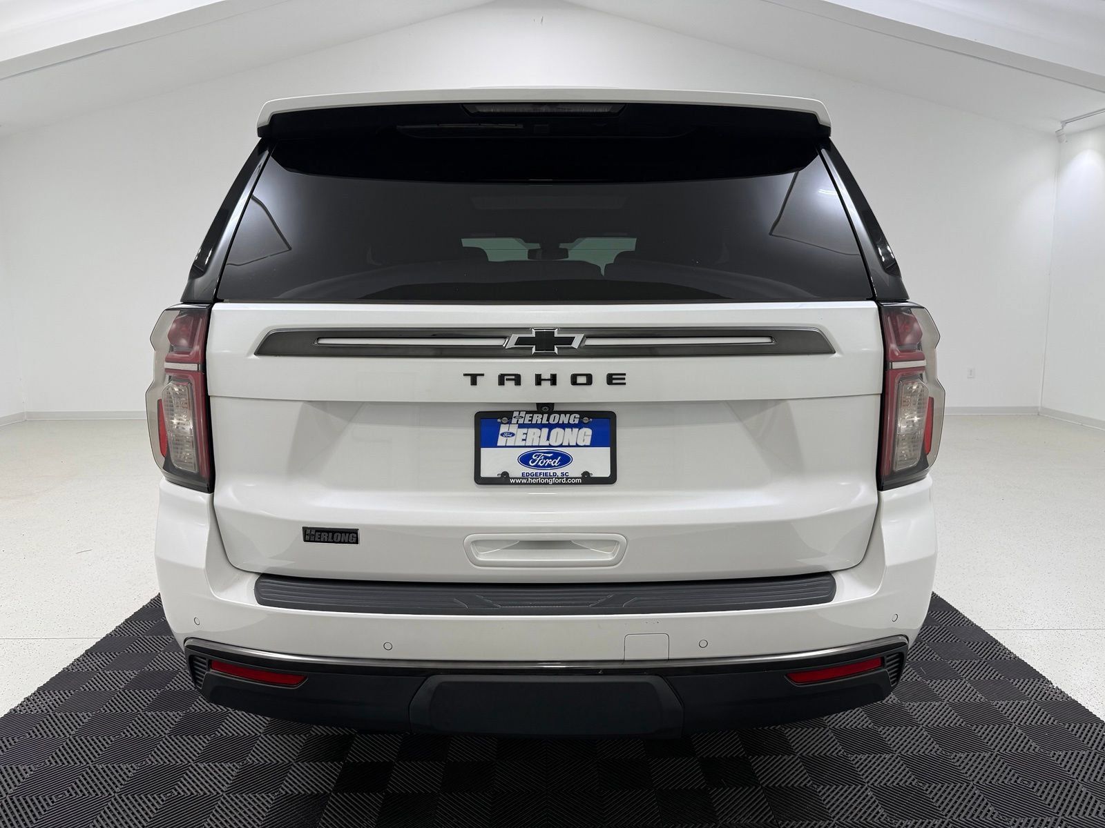 Used 2022 Chevrolet Tahoe Z71 AWD/4WD image 7