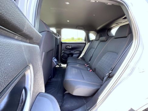Used 2024 Honda HR-V Sport image 19