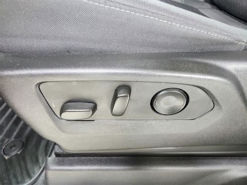 Used 2024 Chevrolet Silverado 1500 Custom image 20