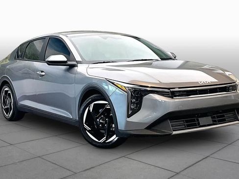 Used 2025 Kia K4 EX FWD image 3