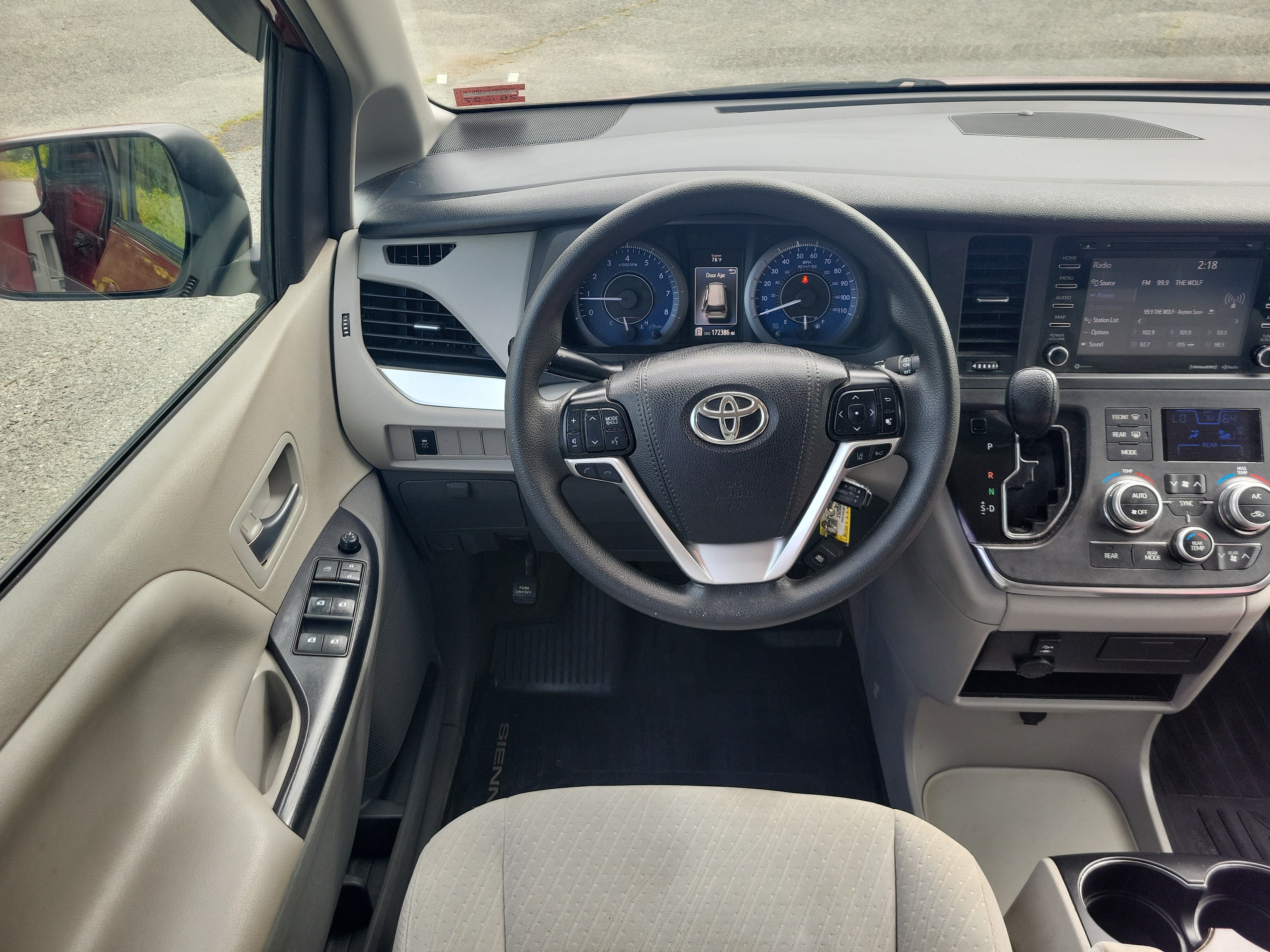 Used 2019 Toyota Sienna LE FWD image 20