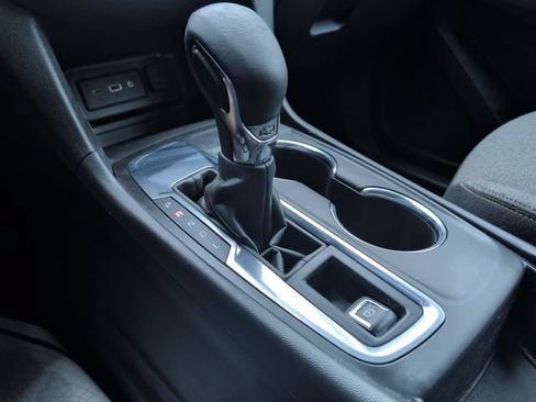 Used 2024 Chevrolet Equinox LT w/ LPO, Cargo Package FWD image 22