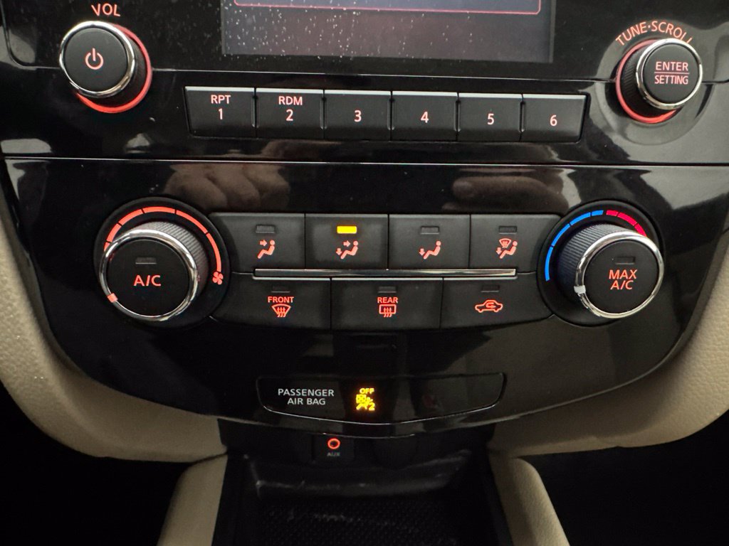 Used 2017 Nissan Rogue S FWD image 20