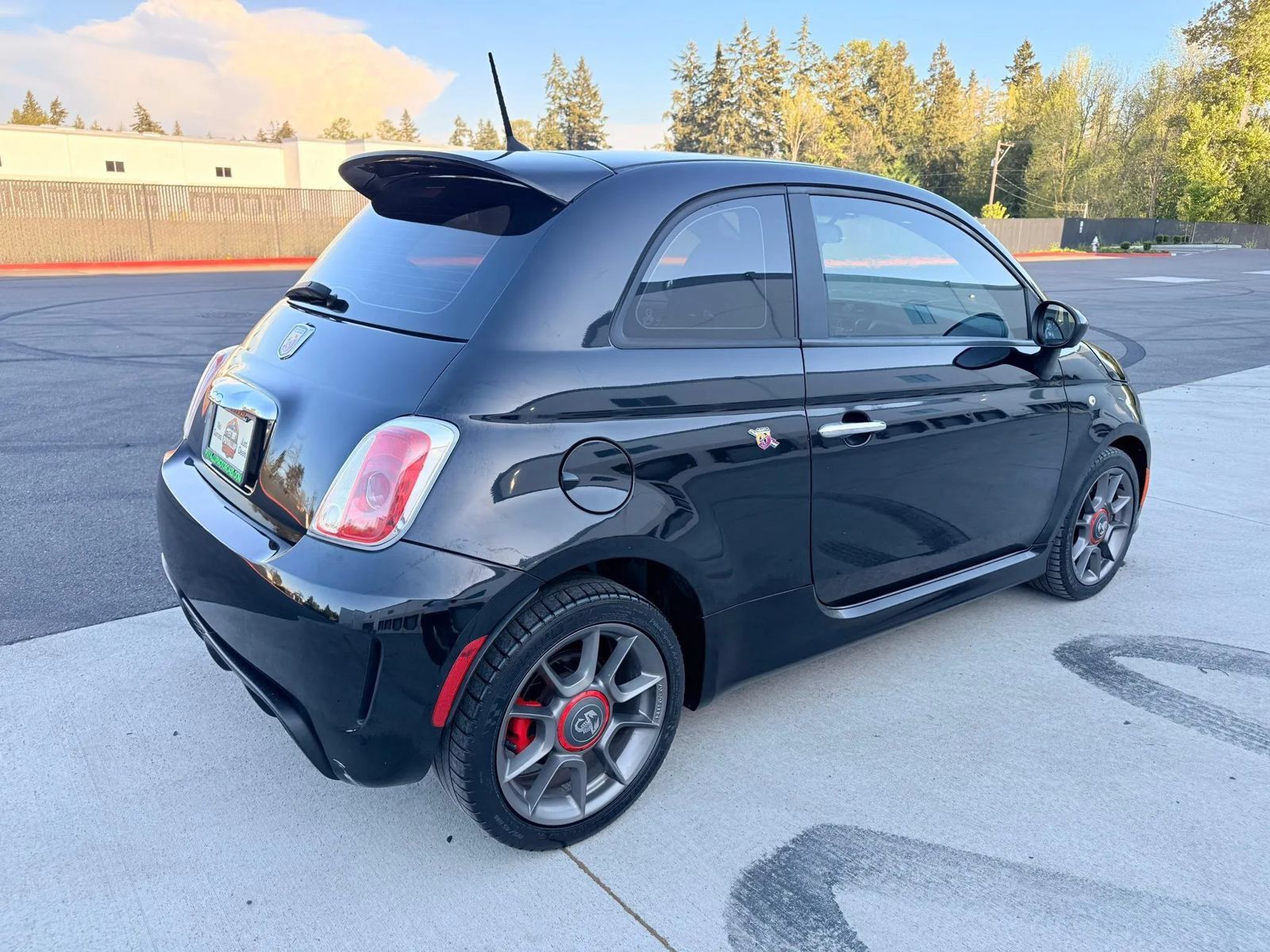 Used 2014 FIAT 500 Abarth FWD image 5