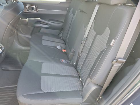 New 2026 Kia Sorento LX image 7