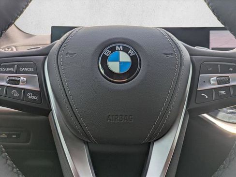 Used 2026 BMW X5 sDrive40i image 12