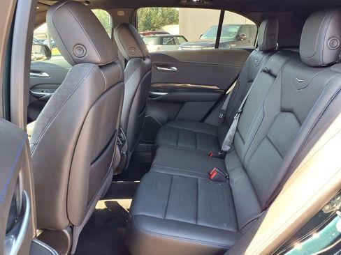 Used 2024 Cadillac XT4 Sport FWD image 12