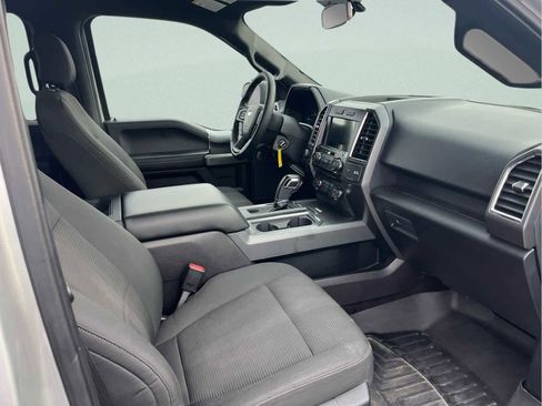 Used 2016 Ford F150 XLT w/ Equipment Group 302A Luxury image 15