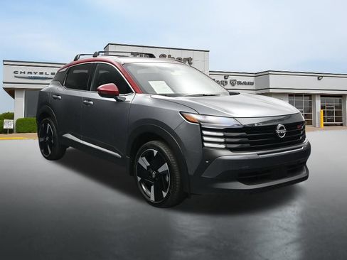 Used 2026 Nissan Kicks SR w/ SR Premium Package AWD/4WD image 7