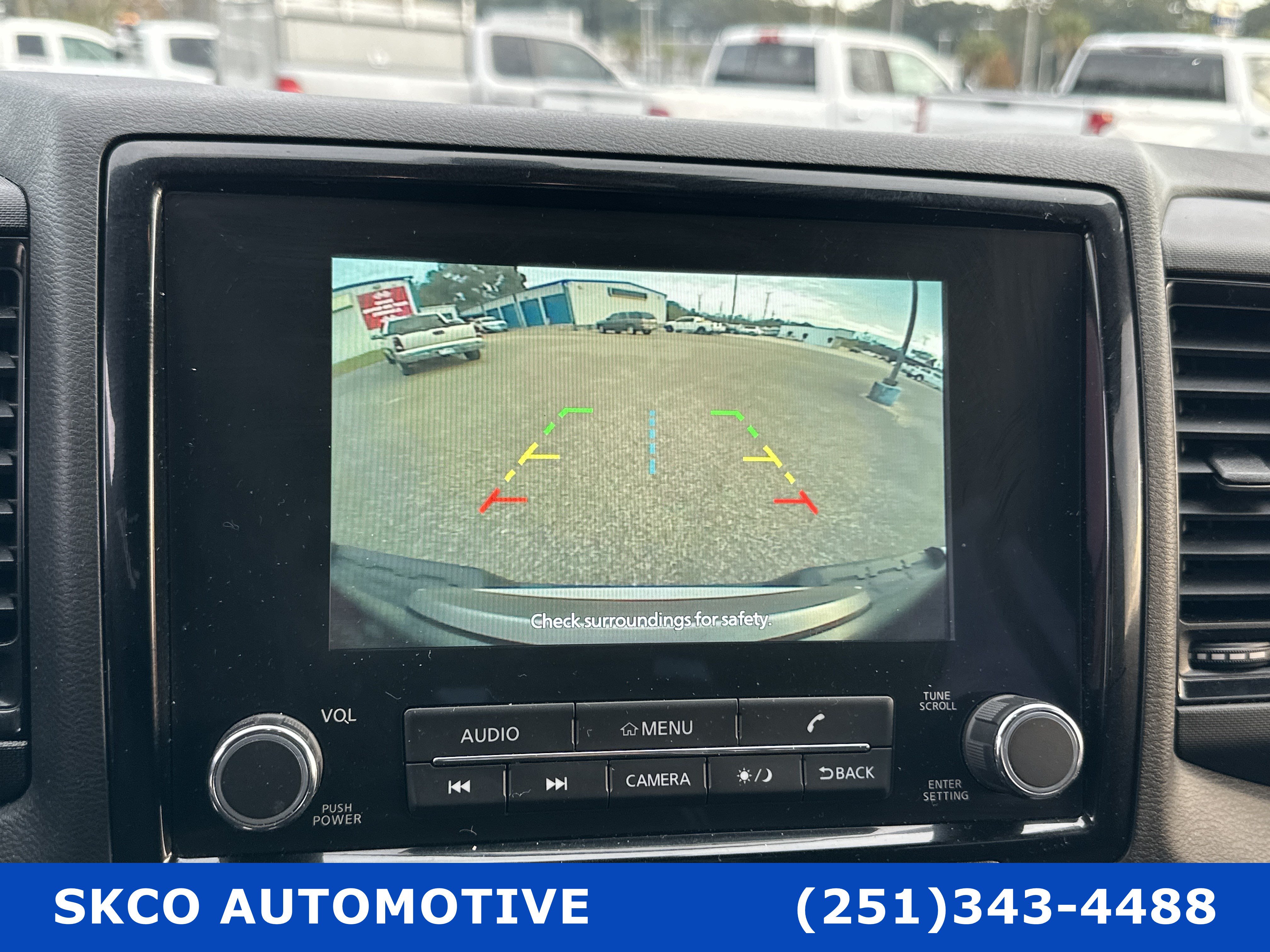 Used 2023 Nissan Frontier SV w/ Midnight Edition Package AWD/4WD image 17