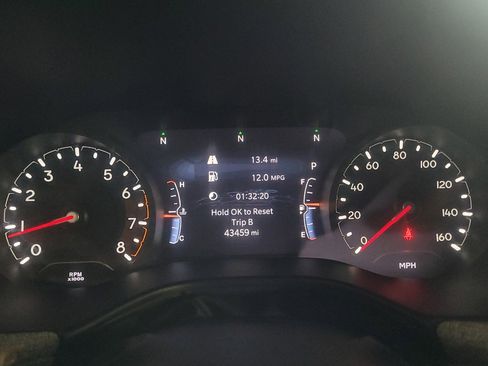 Used 2024 Jeep Compass Latitude AWD/4WD image 23