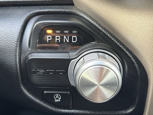 Used 2021 RAM 1500 Laramie image 42