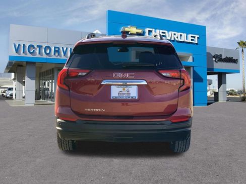 Certified 2018 GMC Terrain SLE w/ Driver Convenience Package image 6