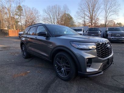 Used 2025 Ford Explorer ST