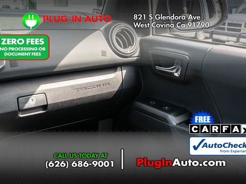 Used 2021 Toyota Tacoma SR5 RWD image 22