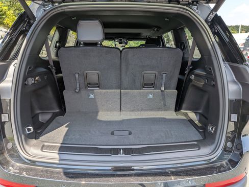 New 2025 Jeep Grand Cherokee L Altitude image 32