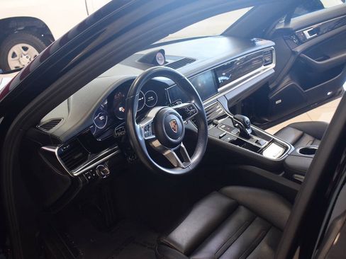 Used 2018 Porsche Panamera 4 AWD/4WD image 48
