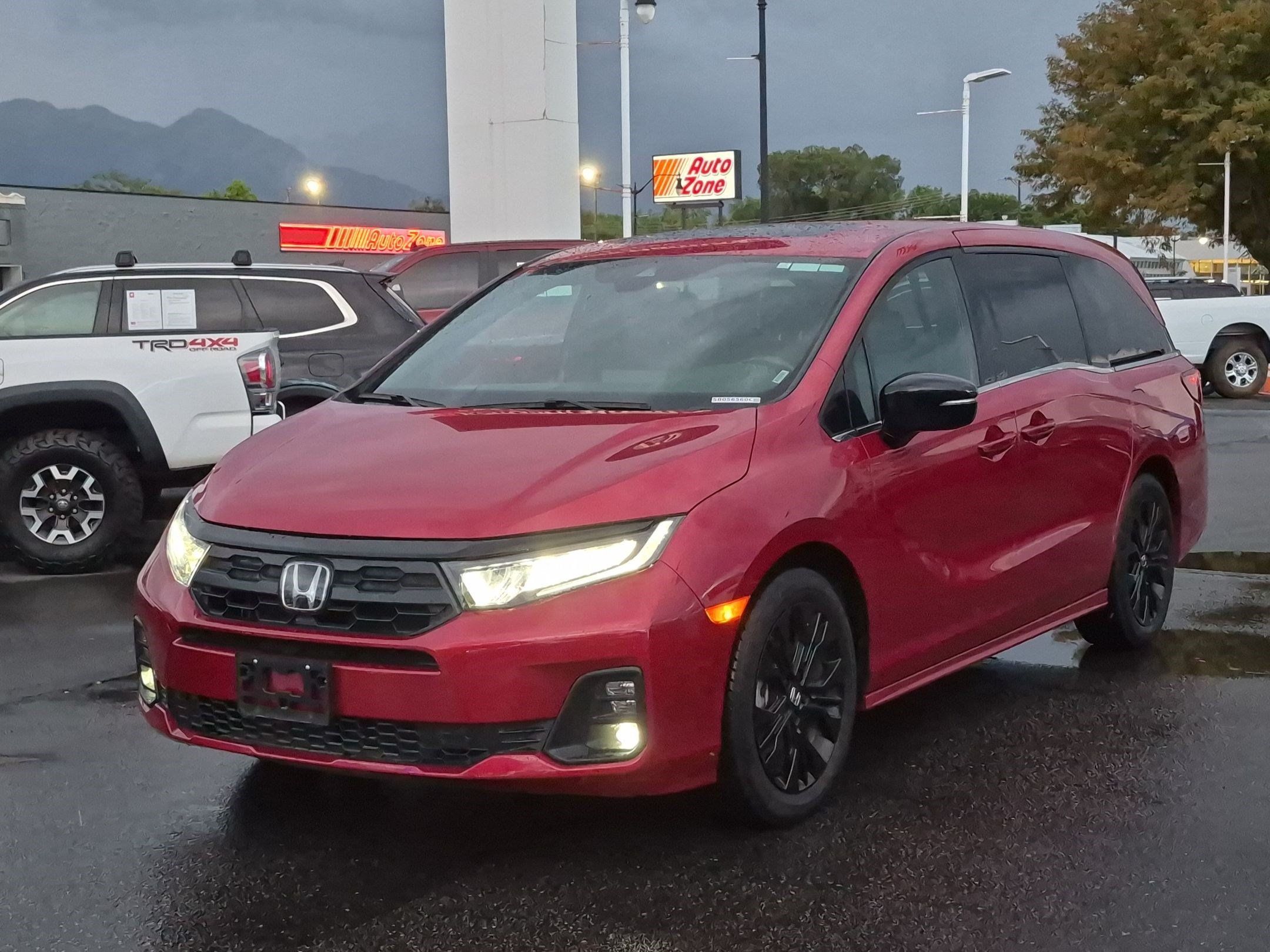 Used 2025 Honda Odyssey Sport-L image 10