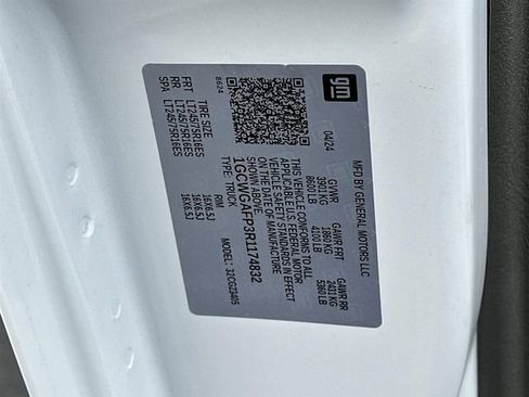 Certified 2024 Chevrolet Express 2500 w/ Driver Convenience Package image 29