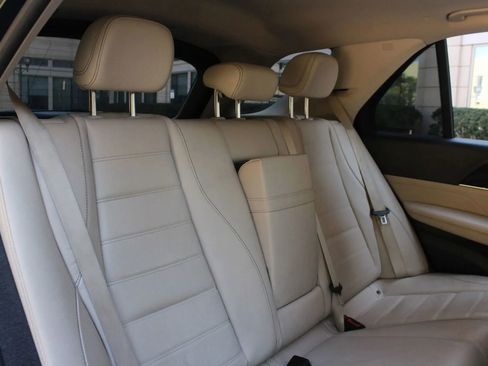 Used 2020 Mercedes-Benz GLE 350 4MATIC image 25