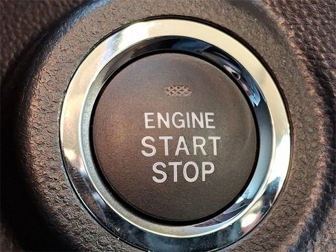 Used 2025 Subaru Outback Limited image 26