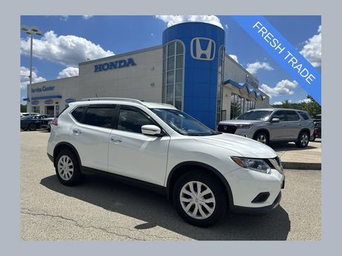 Used 2016 Nissan Rogue S w/ Appearance Package AWD/4WD image 1