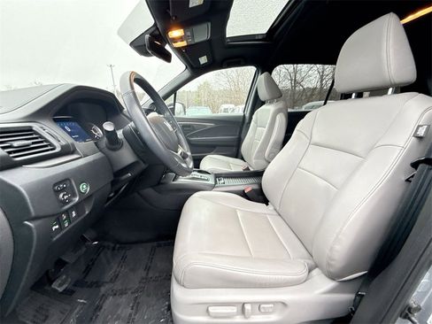 Used 2023 Honda Passport EX-L image 13