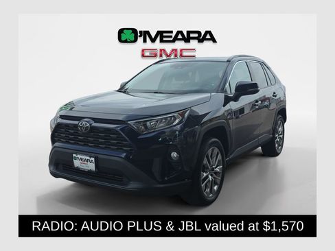 Used 2020 Toyota RAV4 XLE Premium image 1