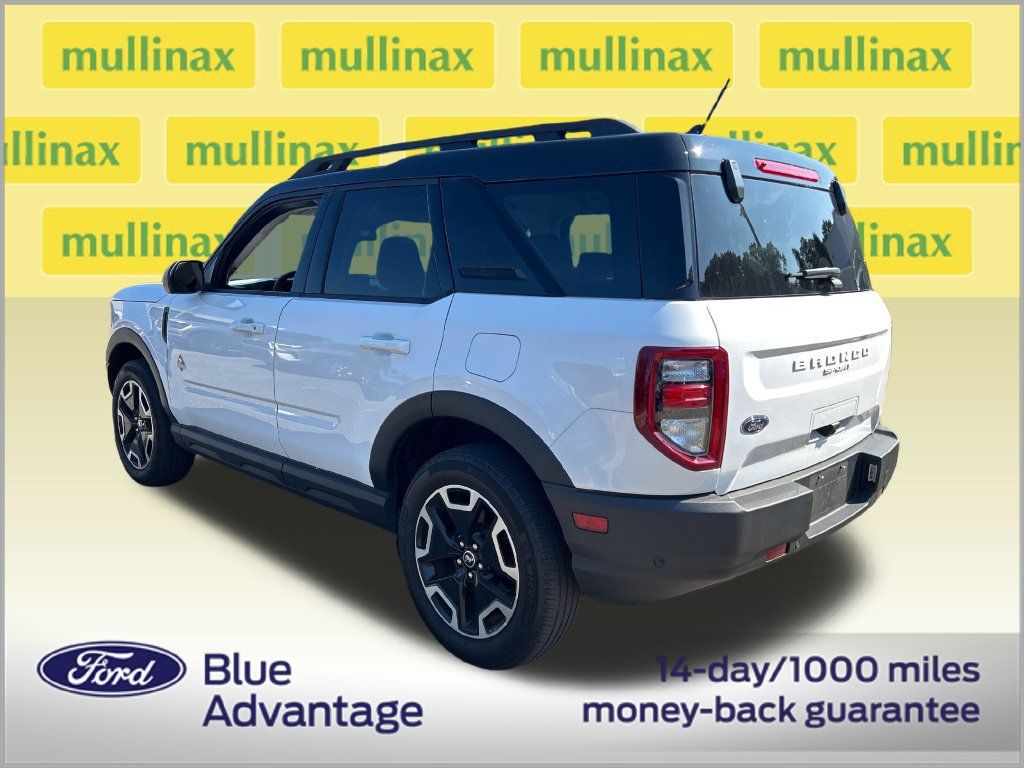 Used 2024 Ford Bronco Sport Outer Banks AWD/4WD image 3