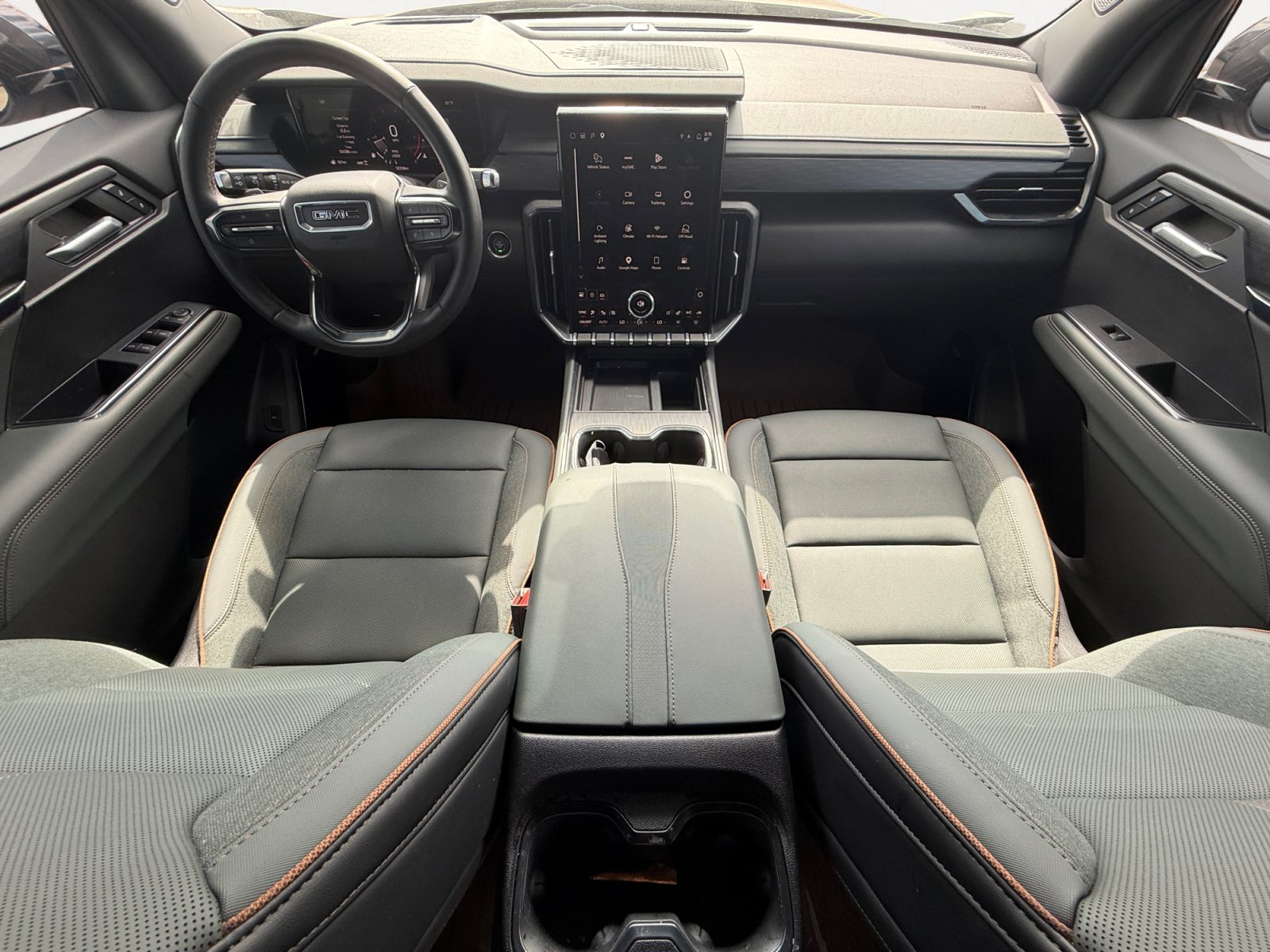 Used 2026 GMC Acadia AT4 w/ Luxury Package AWD/4WD image 2
