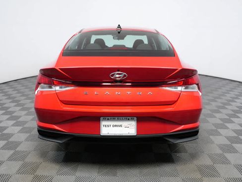 Certified 2023 Hyundai Elantra SEL w/ Convenience Package image 26