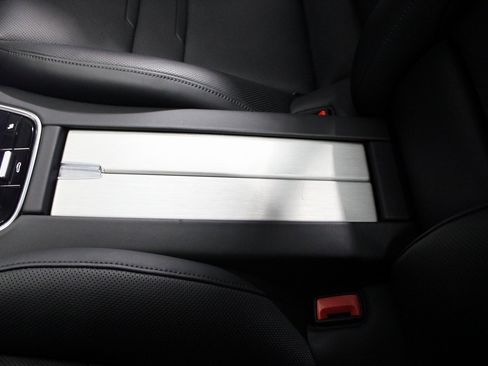 Used 2023 Porsche Panamera 4S image 39