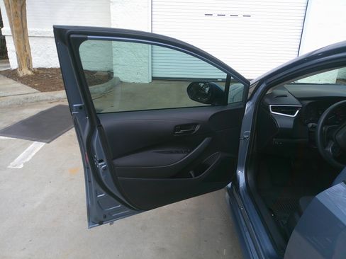 Used 2023 Toyota Corolla LE image 8