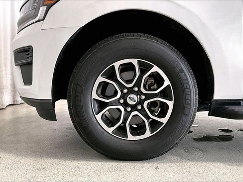 Used 2024 Ford Expedition XLT image 6