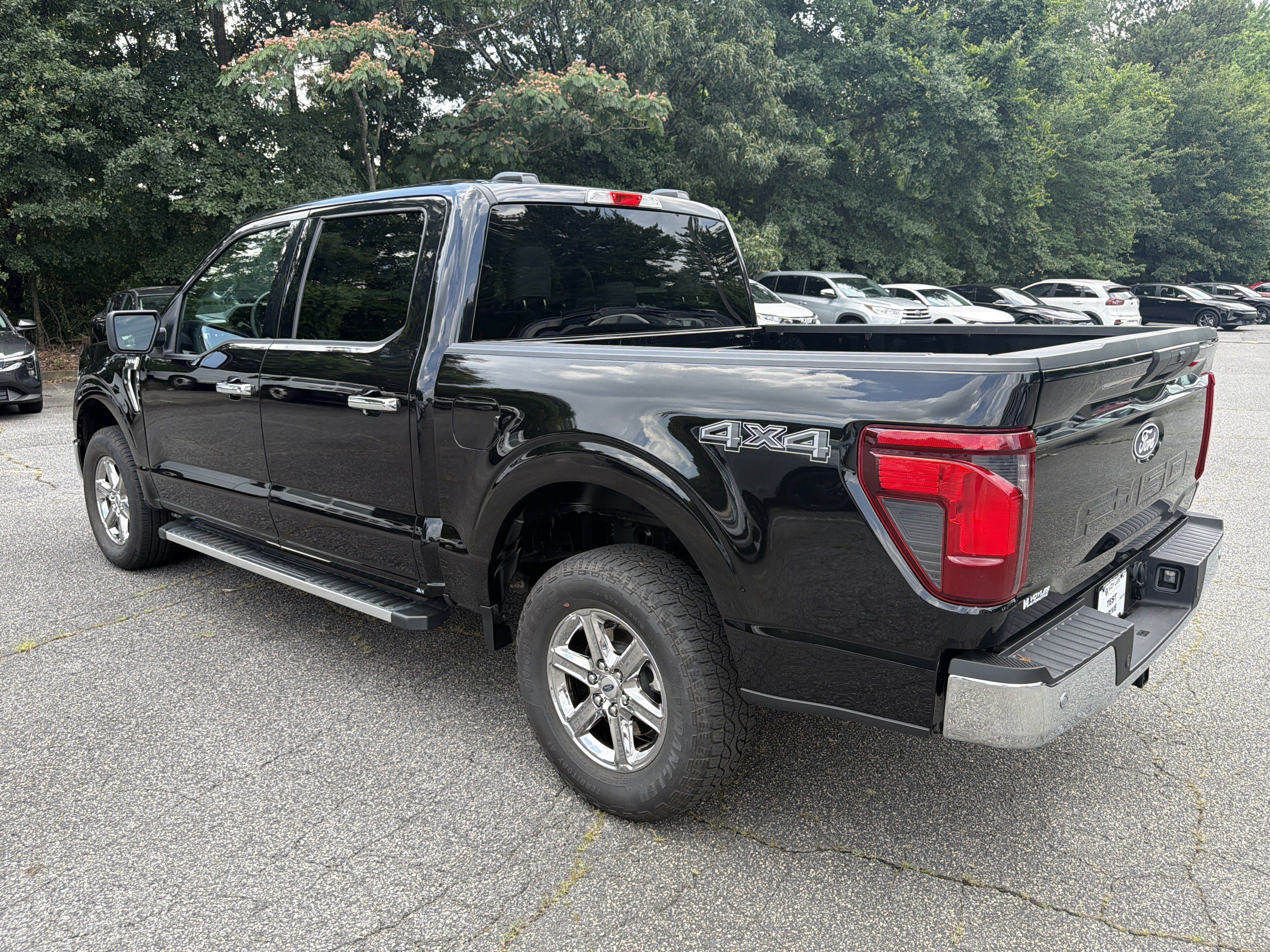 Used 2025 Ford F150 XLT w/ Equipment Group 301A Standard AWD/4WD image 5