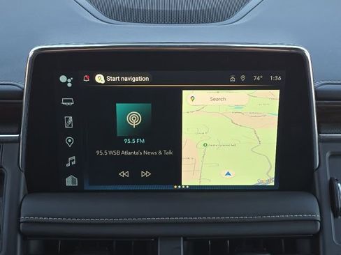 Used 2023 Chevrolet Suburban Premier w/ Advanced Technology Package image 34