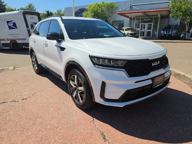 Used 2022 Kia Sorento S FWD image 7